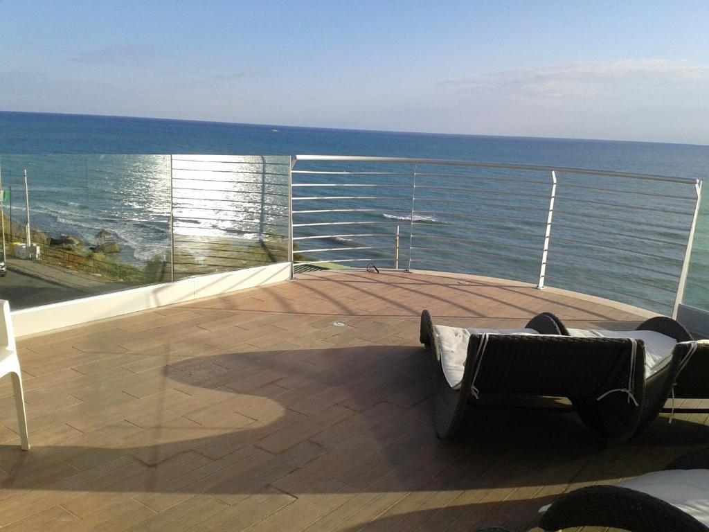Hotel L'Approdo อันซีโอ ภายนอก รูปภาพ