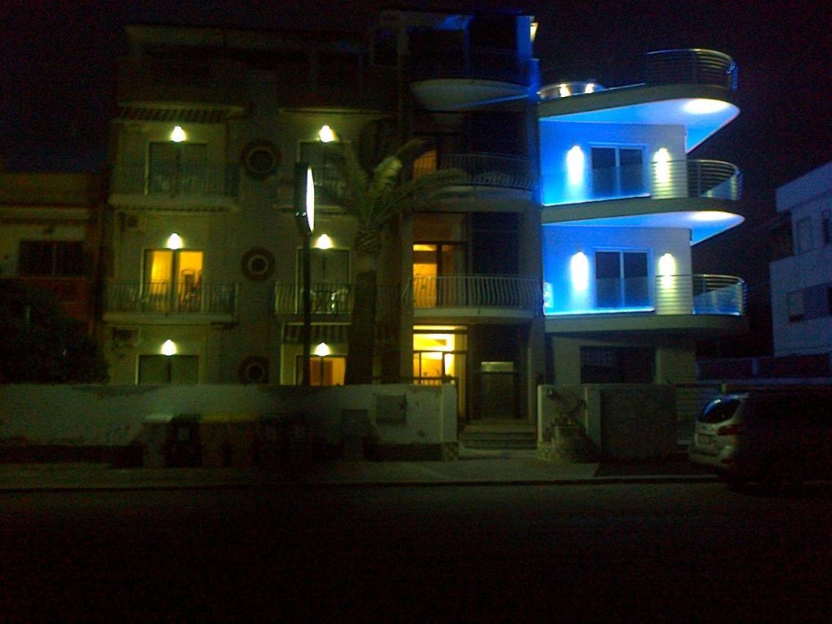 Hotel L'Approdo อันซีโอ ภายนอก รูปภาพ